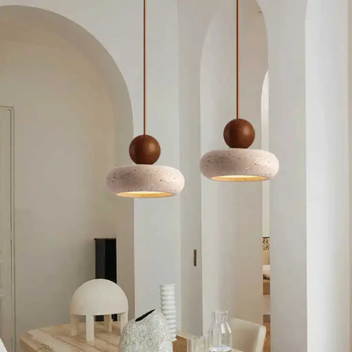 The Aura Natural Agate Stone Pendant Light