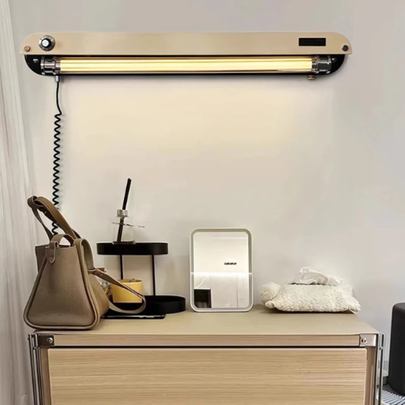 Japanese Vintage LED Wall Lamp – Iron & Acrylic Art Deco Lighting