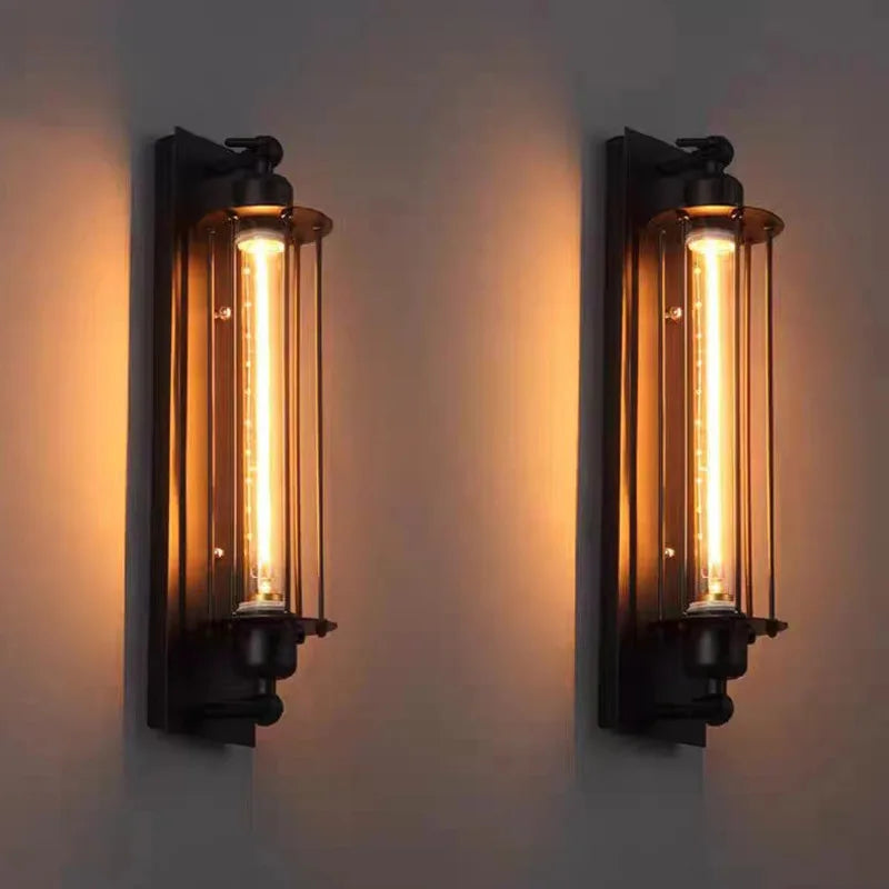 The Noir Sconce